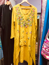 Load image into Gallery viewer, Mustard seed and wildflowers dress