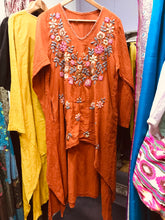 Load image into Gallery viewer, Tumeric and wildflowers dress