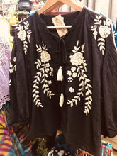 Load image into Gallery viewer, The poets blouse, long sleeved in Onyx
